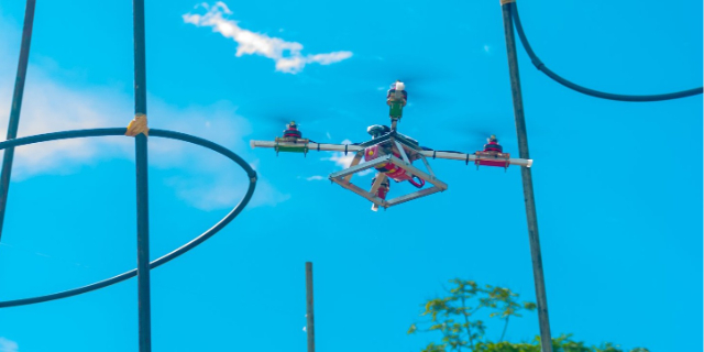 RoboCat Drone: Robust Flying Project